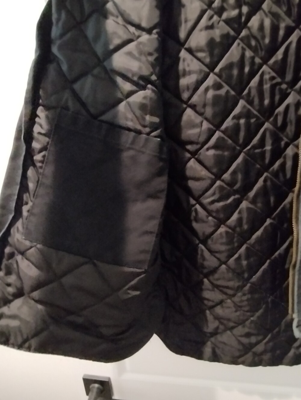 Filson CCF Work Vest - Picture 6 of 8